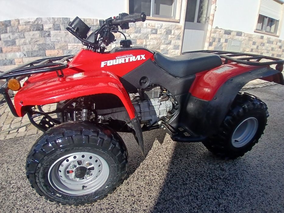 Moto 4 Honda Trx 250cc (Fourtrax) NOVA