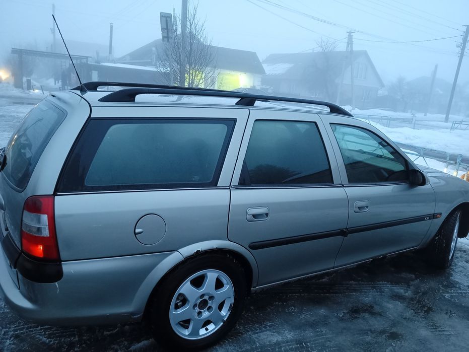 Продам надійне сімейне авто