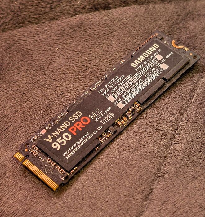 SSD диск Samsung 950 Pro 512GB M.2 PCIe 3.0 x4 3D V-NAND та HDD 2TB