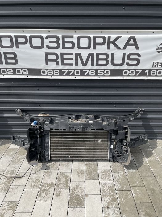 Телевізор, екран, передня панель MB Sprinter W907 W910