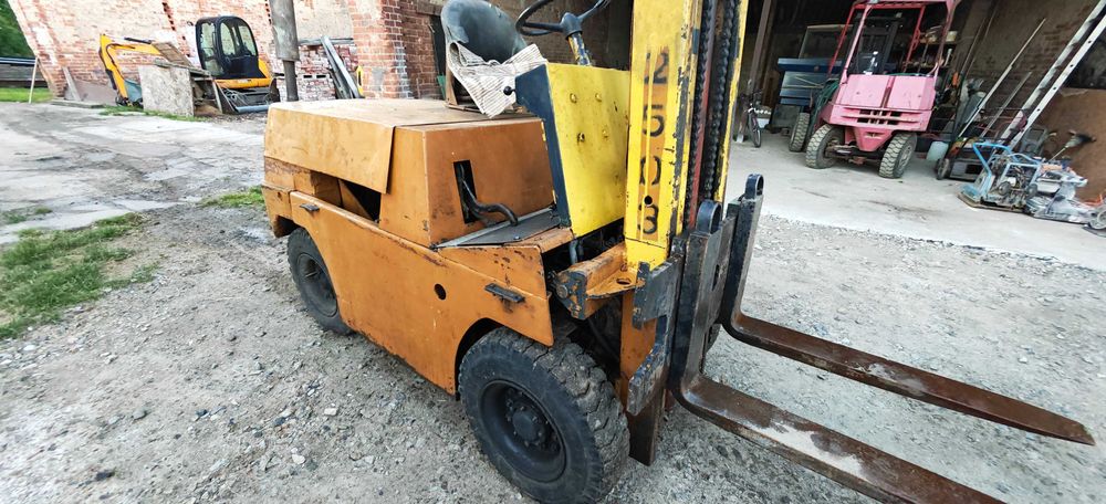 Wózek widłowy GPW c-360