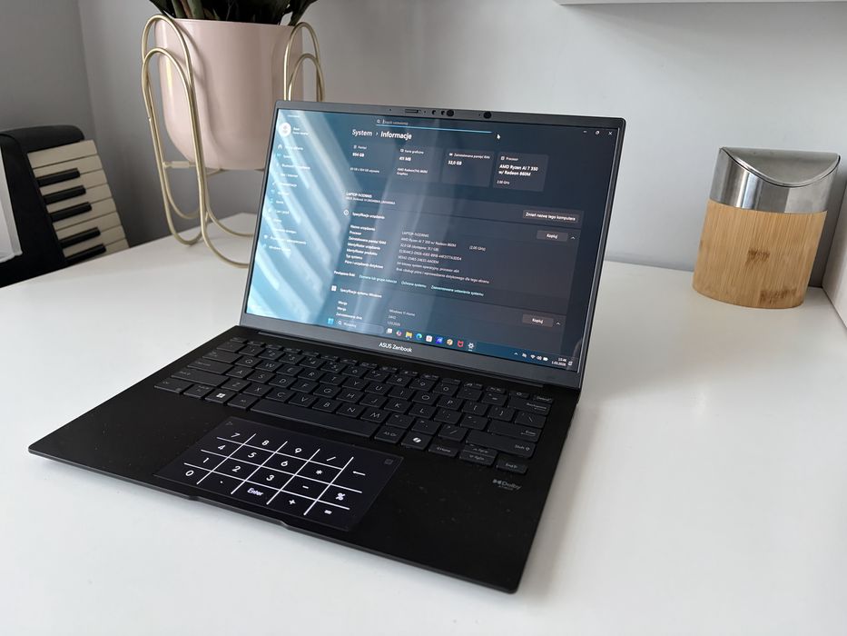 Asus ZenBook UM3406K OLED RYZEN AI 7 32gb/1TB Jak nowy