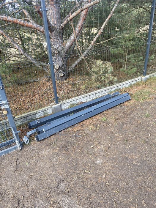 Brama ogrodzeniowa z furtką - duża