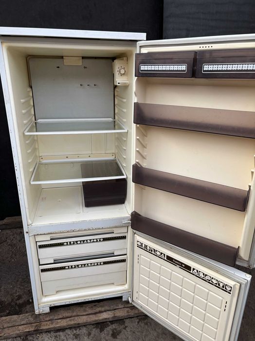 Холодильник двухкамерный КАЧЕСТВО .