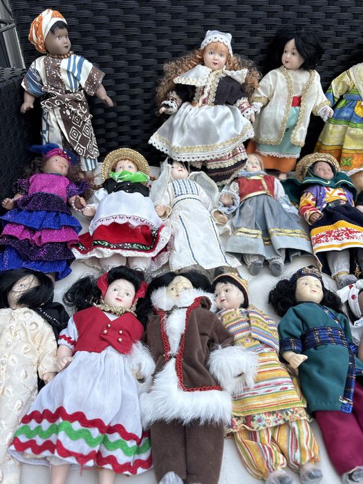 Coleção de bonecas de todo o mundo