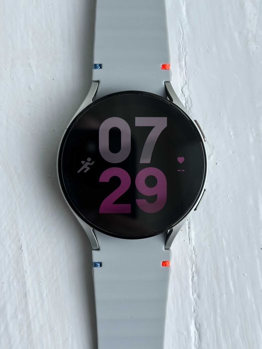 Смарт-годинник Samsung Galaxy Watch5 44mm