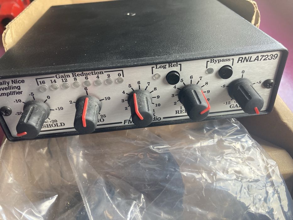 Fmr rnlc 7239 audio compressor