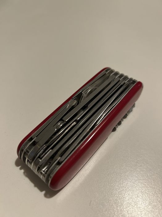Victorinox Swiss Champ 1.6795