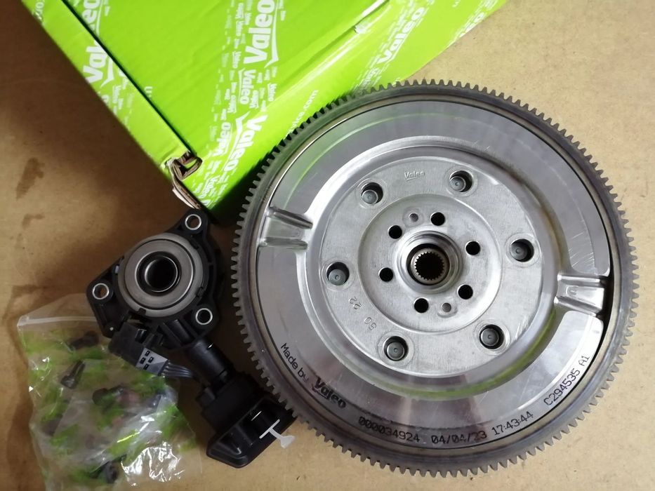Kit de Embraiagem 1.6 HDI - Peugeot 308 e 508 ; Citroen C4 II e C5 III