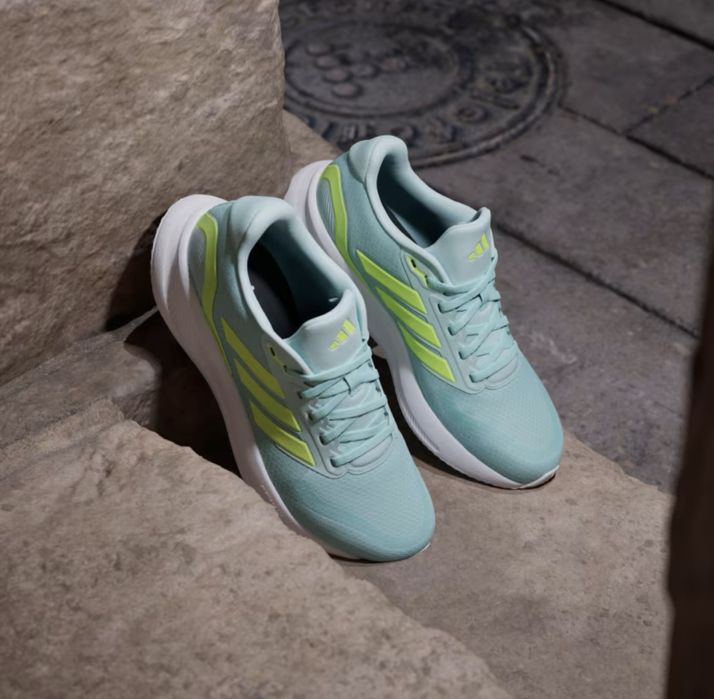 Розмір 42 бігові кросівки Adidas RUNFALCON 5 W