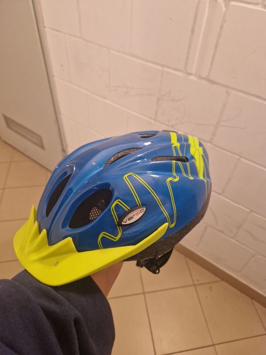 Kask rowerowy stan bdb S, 48-52 regulowany.