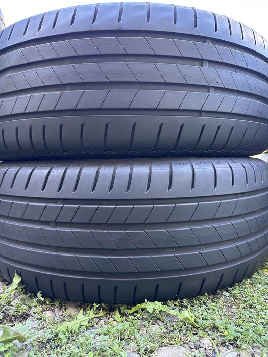 225/55/18 Bridgestone Turanza T005