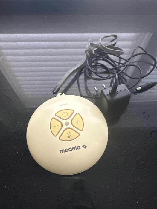 Bomba extratora de leite Medela+biberões + sacos