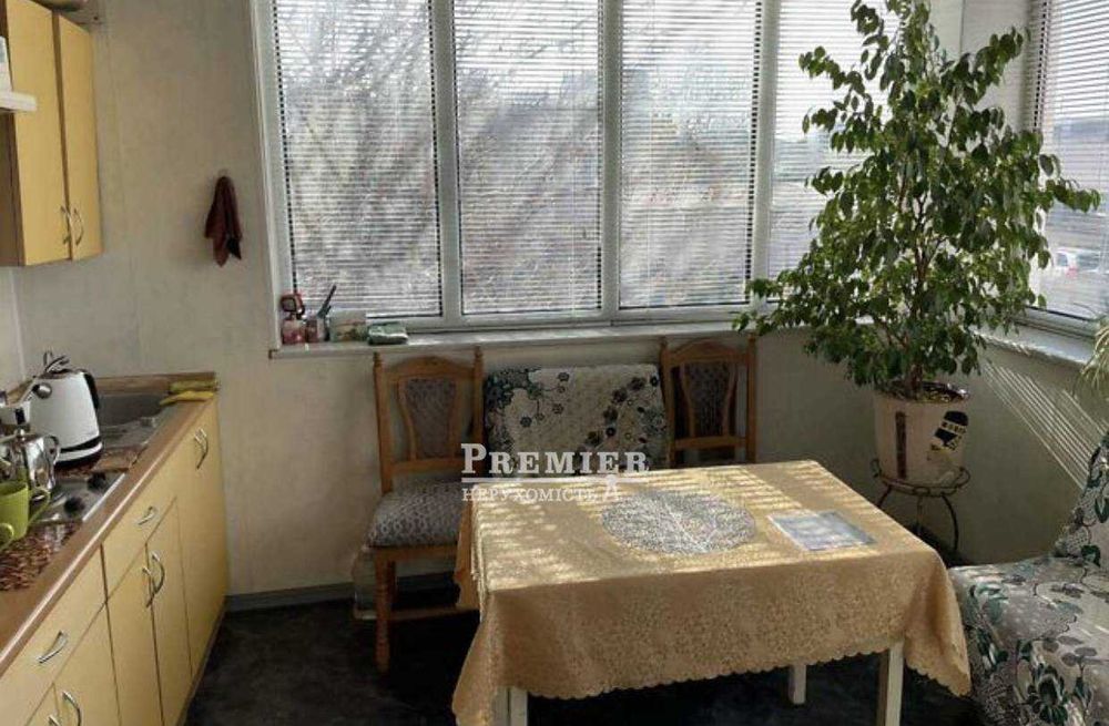 Продам 2-поверховий будинок