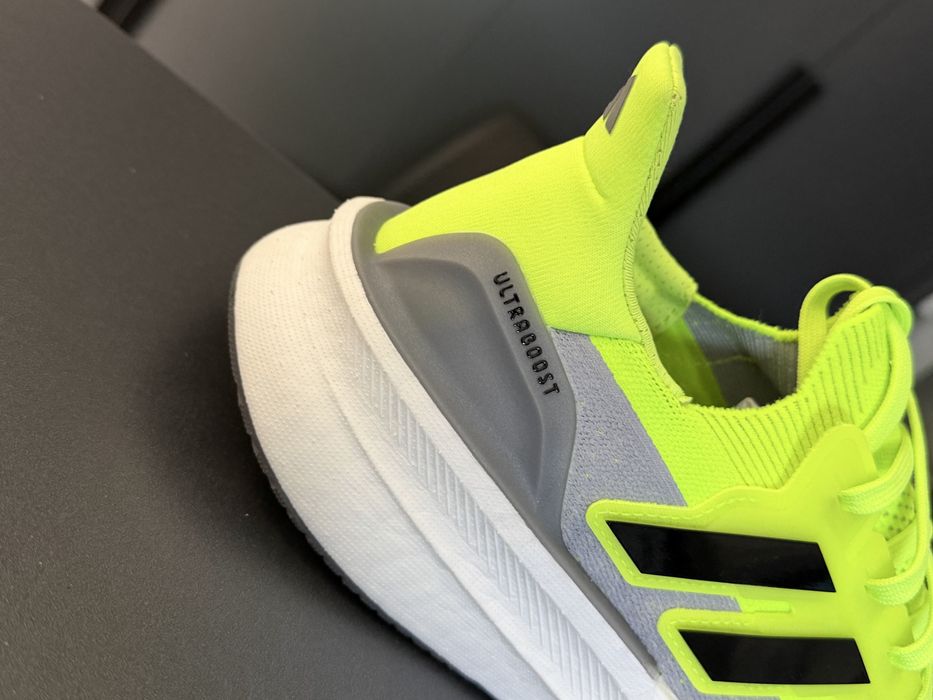 Оригінал 100% Adidas UltraBoost 5 Lucid Lemon Grey ID8819 / 25,5см / 30,5см/