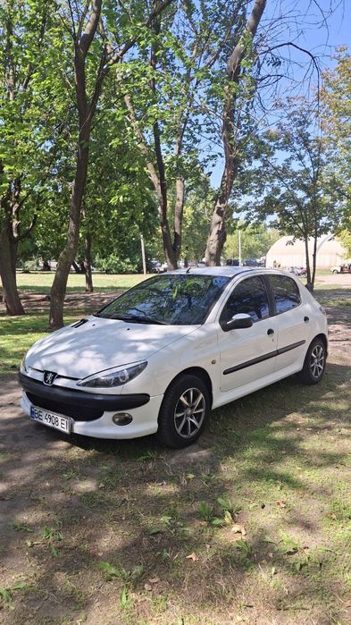Продам Peugeot 206