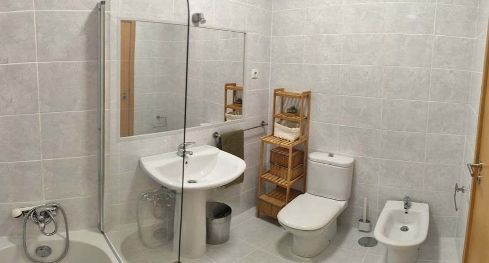 T3 espaçoso em Mouriz, Paredes | 147 m² | Vistas desafogadas, lugar de garagem e arrumos