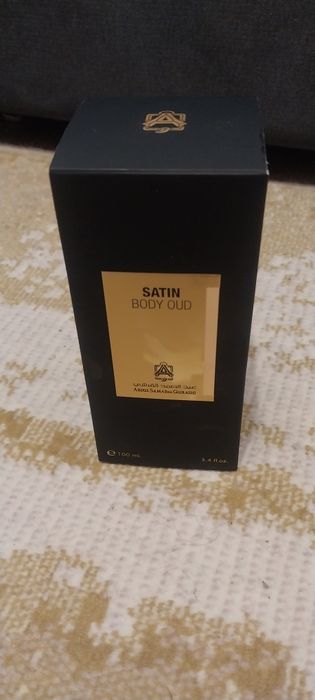Парфуми Satin body oud