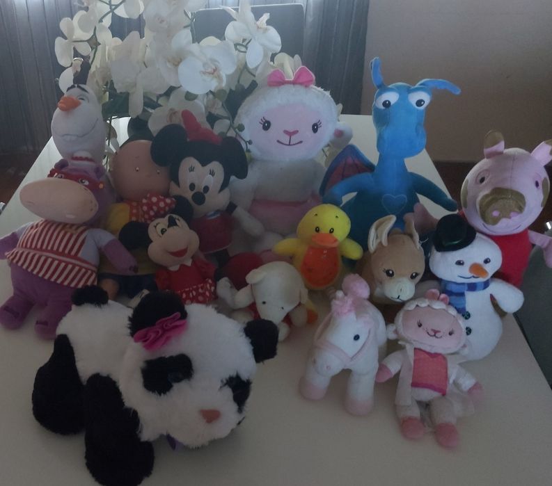 Peluches disney , entre outros
