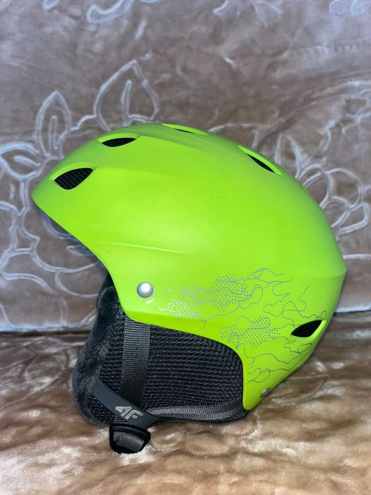 Kask Narciarski 4F Limonkowy + Gogle Gratis (Uszkodzone)