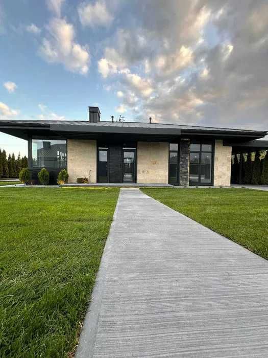 Продам будинок під Києвом. Від забудовника. Світло, вода, газ.