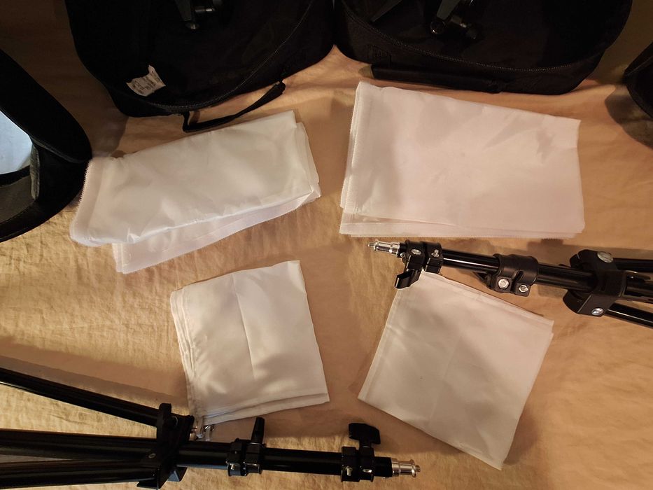 Softbox 60x60 cm com suporte de fixação suporte de Bowen (2 un.)