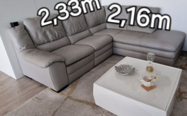 Sofá canto (chaise long) com puff Divani&Divani super confortável