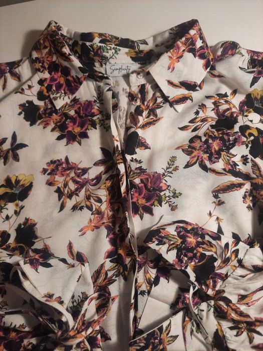 Wiosenna bluzka w kwiaty oversize  Simplicity L 100% wiskoza