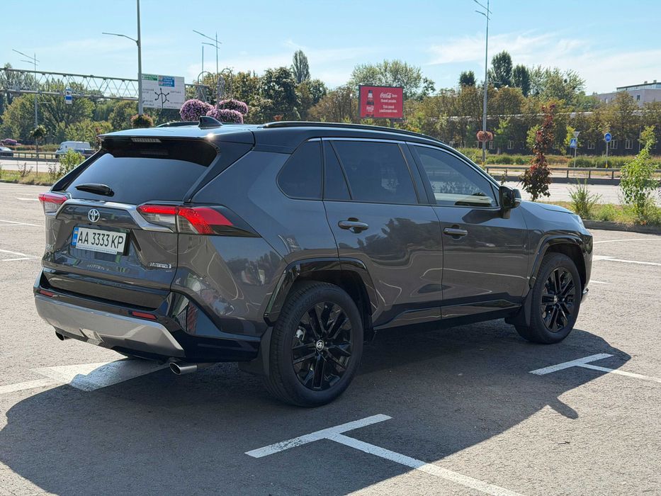 Toyota Rav 4 (Hybrid) Style