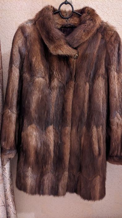 Полушубок з натурального хутра норки