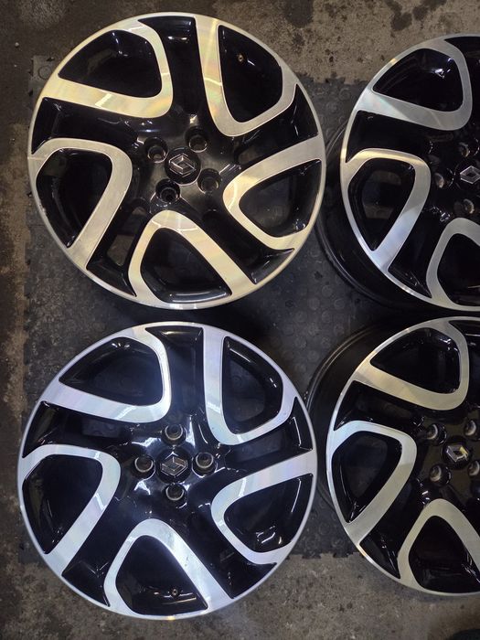 Felgi Aluminiowe 4x100 6,5Jx17 ET40 Renault Captur Dacia