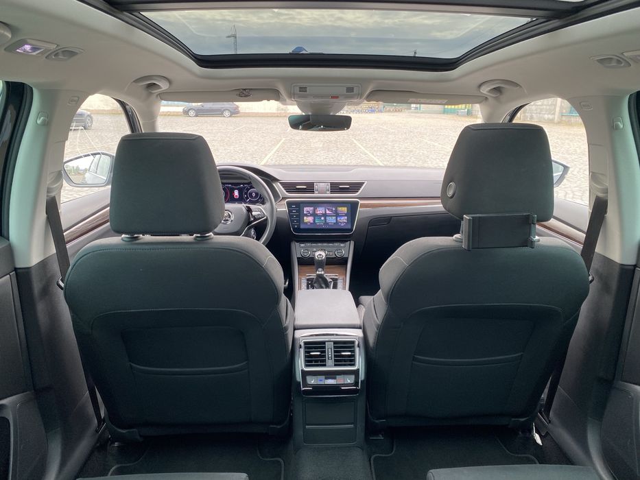 Skoda  Superb  Scout