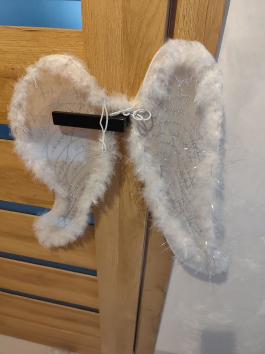 Strój anioła rozm 104/110