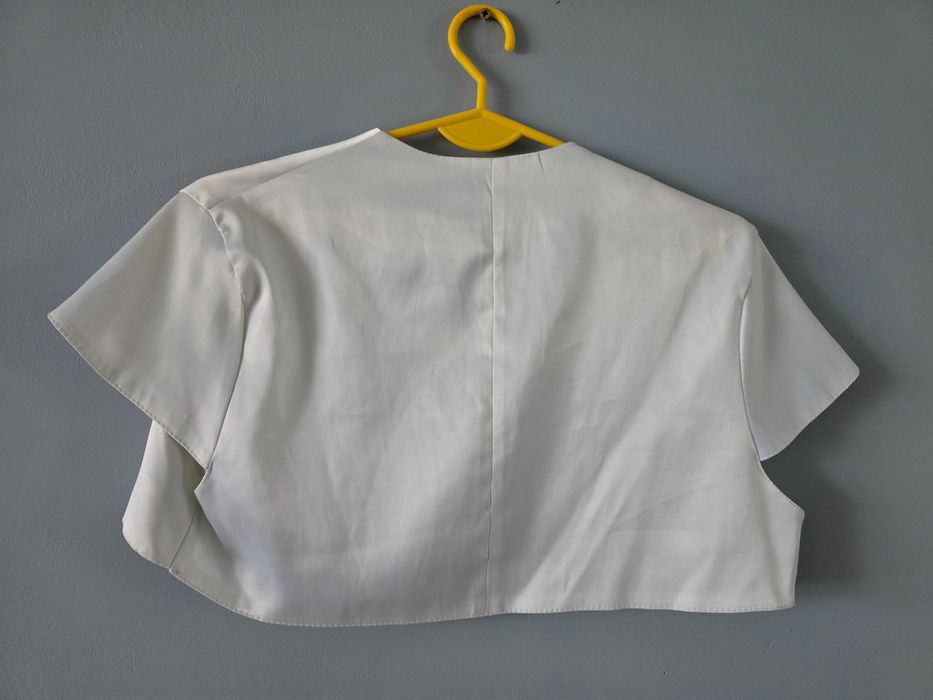 Bolerko z krótkim rękawem