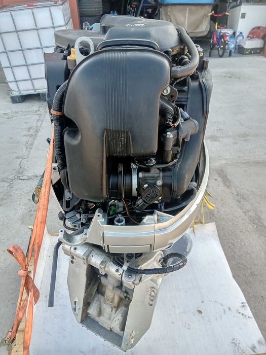 Silnik zaburtowy HONDA 135