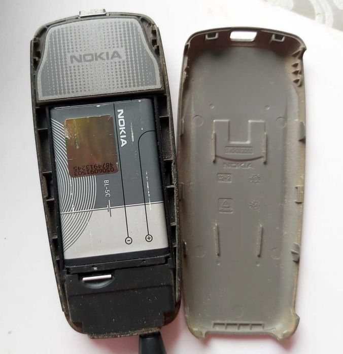 Мобильник кнопочный Нокия Nokia б.у