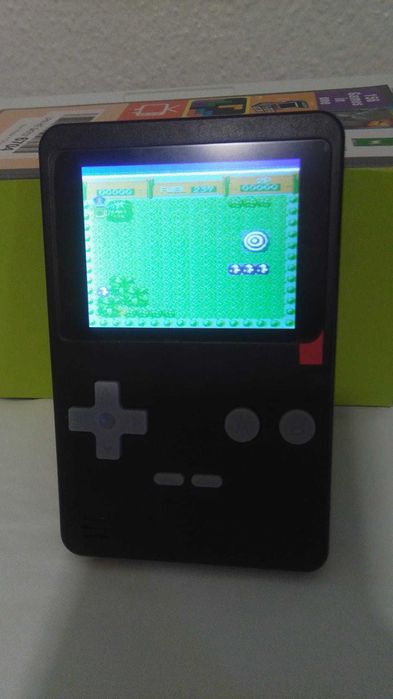 Mini Consola Retro – 240 Jogos Clássicos Portátil