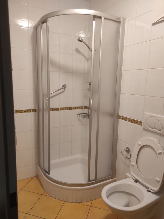 Продається душова кабіна з піддоном 80#80.