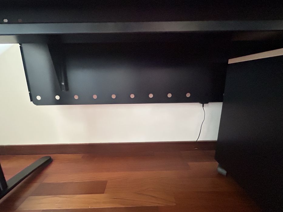 Secretária para escritório