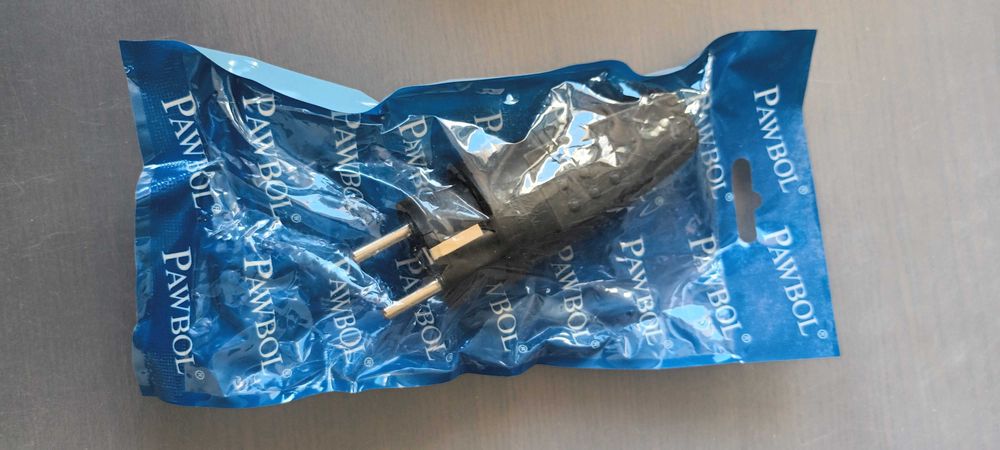 Pawbol wtyczka gumowa przenośna 250V