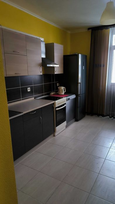 Сдам 2к.кв-ру.ЖК Парковые озера, Воскресенская ул.12г,  Генератор.