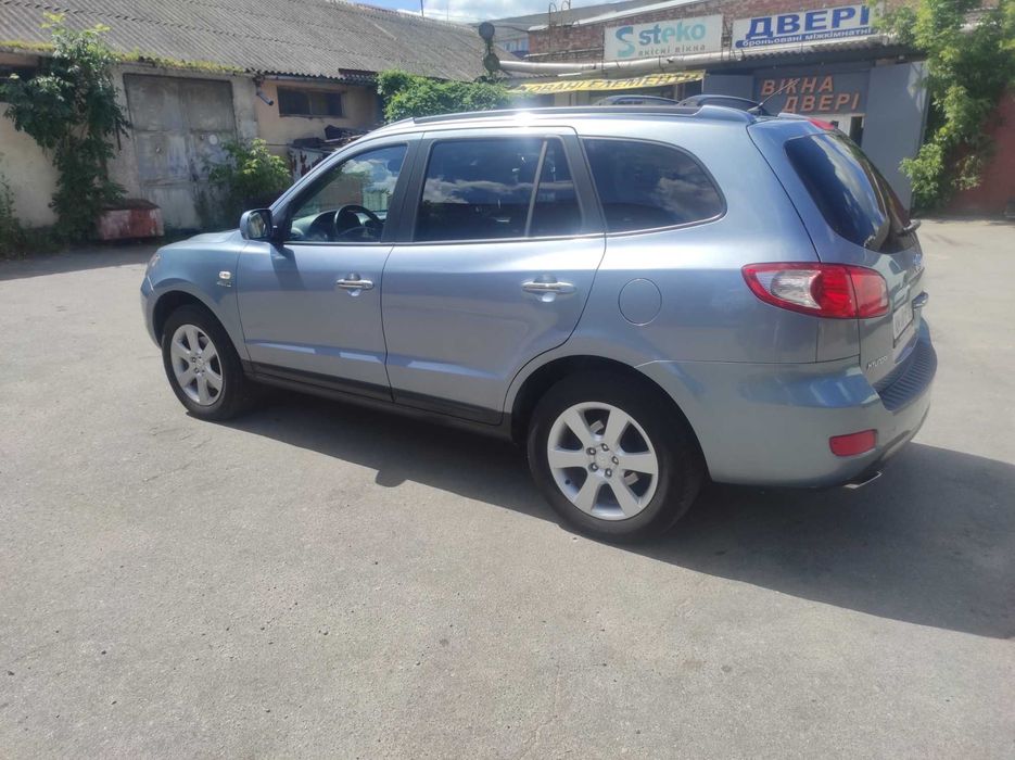 Продам автомобіль Hyundai santa fe