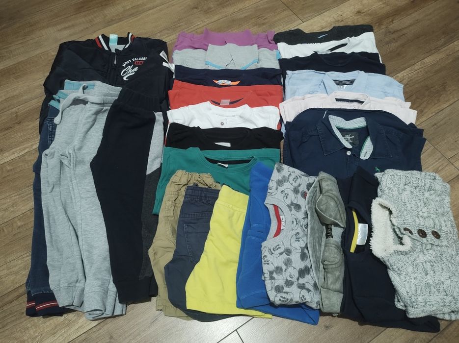Zestaw ubrań dla chłopca 98/104