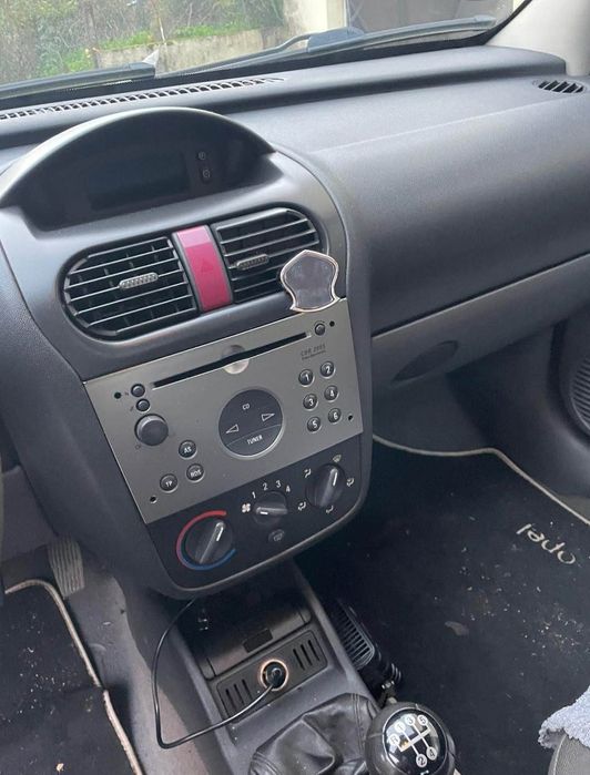 Opel corsa c 2001 1.0