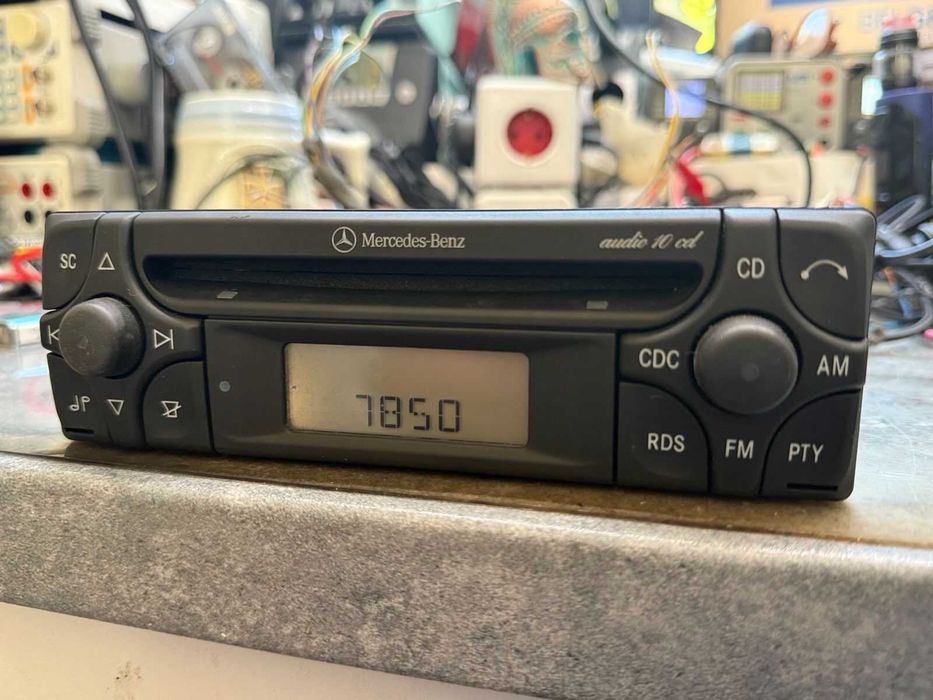 Fabryczne Radio Mercedes Audio 10 CD MF2910