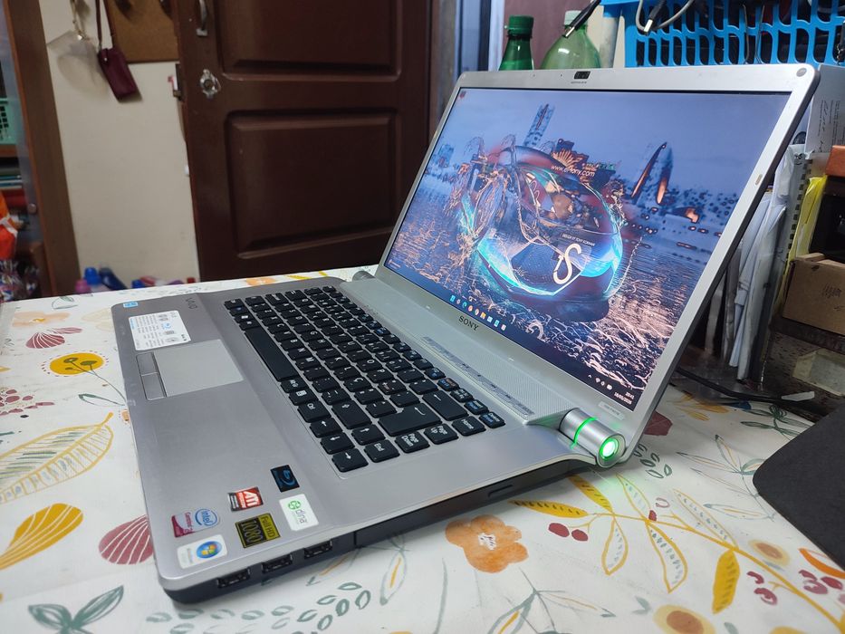 Sony Vaio Pro 16 polegadas494474137427005444