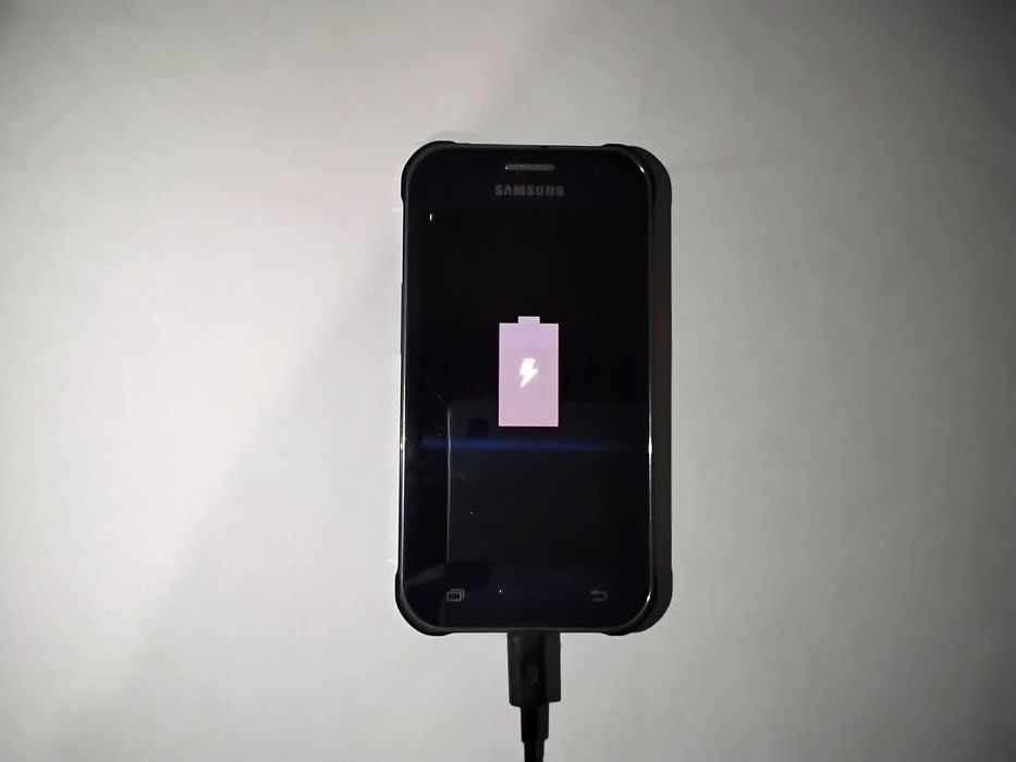 Телефон Samsung DUOS  под ремонт или на запчасти