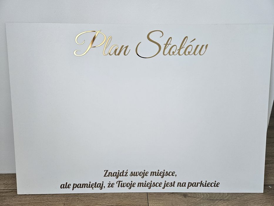 Plan stołów tablica  na wesele 90x60 złote napisy