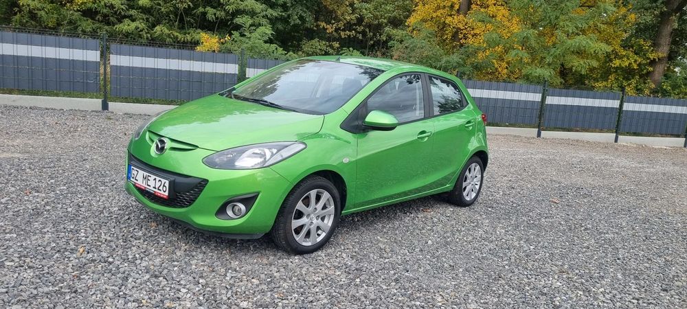 Mazda 2