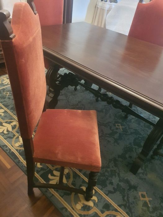 Sala completa estilo século 17.